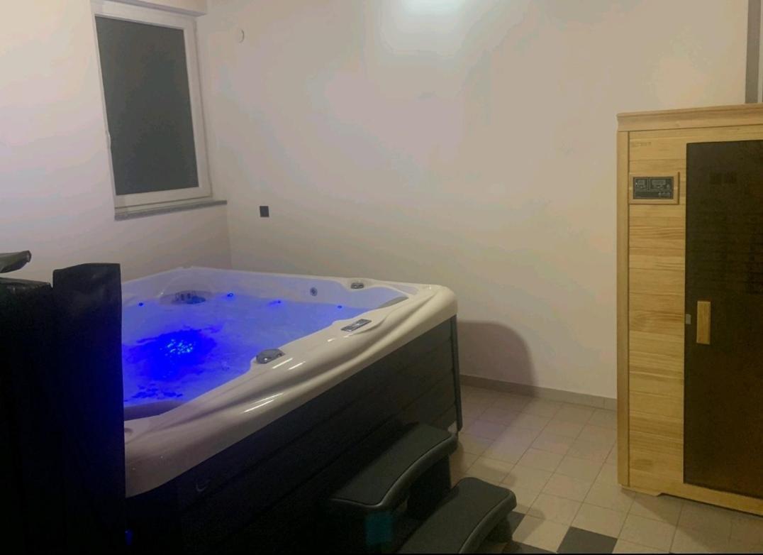 Apartment Karlovac Esterno foto