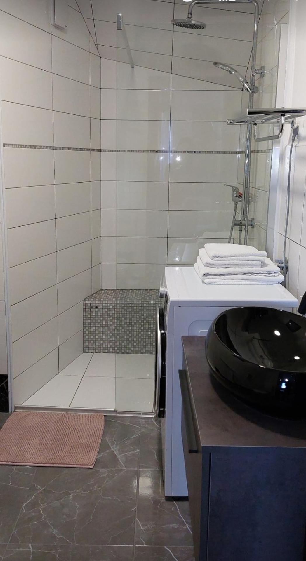 Apartment Karlovac Esterno foto